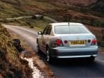 Lexus IS200 1999 года (UK)